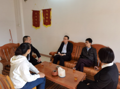 市德晟集團(tuán)公司董事長(zhǎng)駱志凌慰問(wèn)堅(jiān)守一線崗位