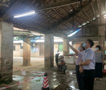 市國資委黨委副書記、紀委書記覃靖平率隊開展